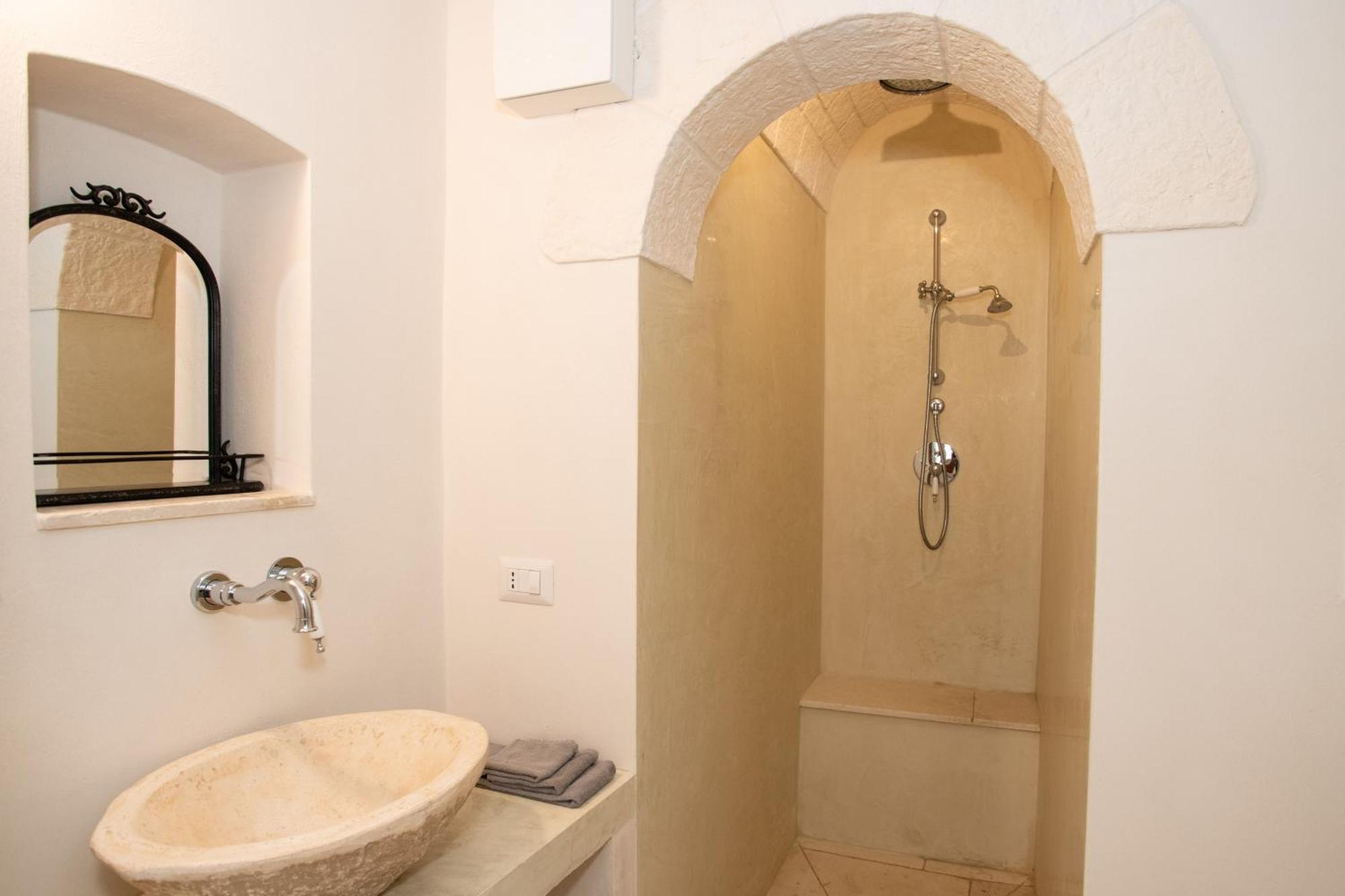 Trulli Clematis With Pool Hotel Селва ди Фасано Екстериор снимка